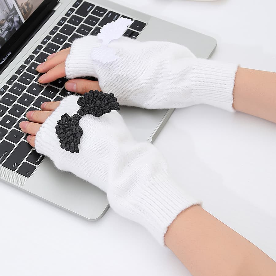 Y2K Gothic Lolita Solid Color Wing Knitted Warm Gloves Arm Gloves For Girls Women Party Daily