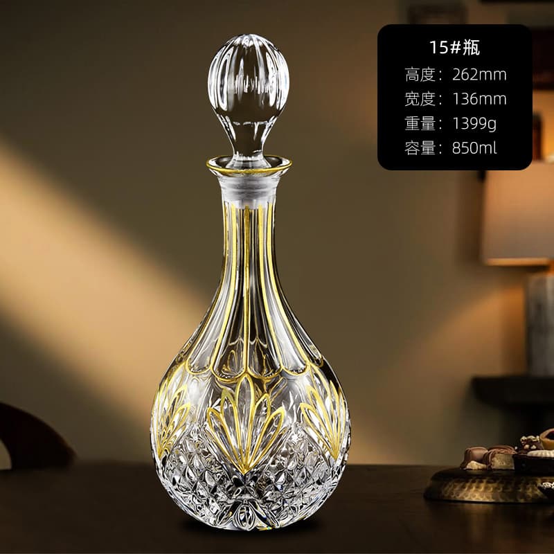 Luxury Gold Trim Teardrop Crystal Whiskey Decanter With Airtight Stopper, Vintage Glass Liquor Bottle For Home Bar