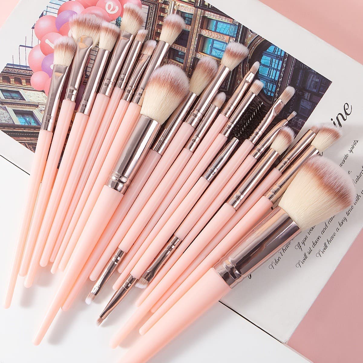 25PCS Make Up Brushes Set Synthetic Eyeliner Eyeshadow Foundation Blusher Tool
