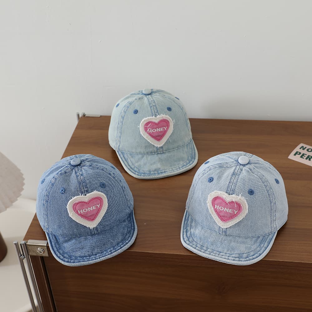 Retro Fashion Water-washed Denim Children's Baseball Cap With Heart Patch, Fringed Soft Brim, Casual And Versatile