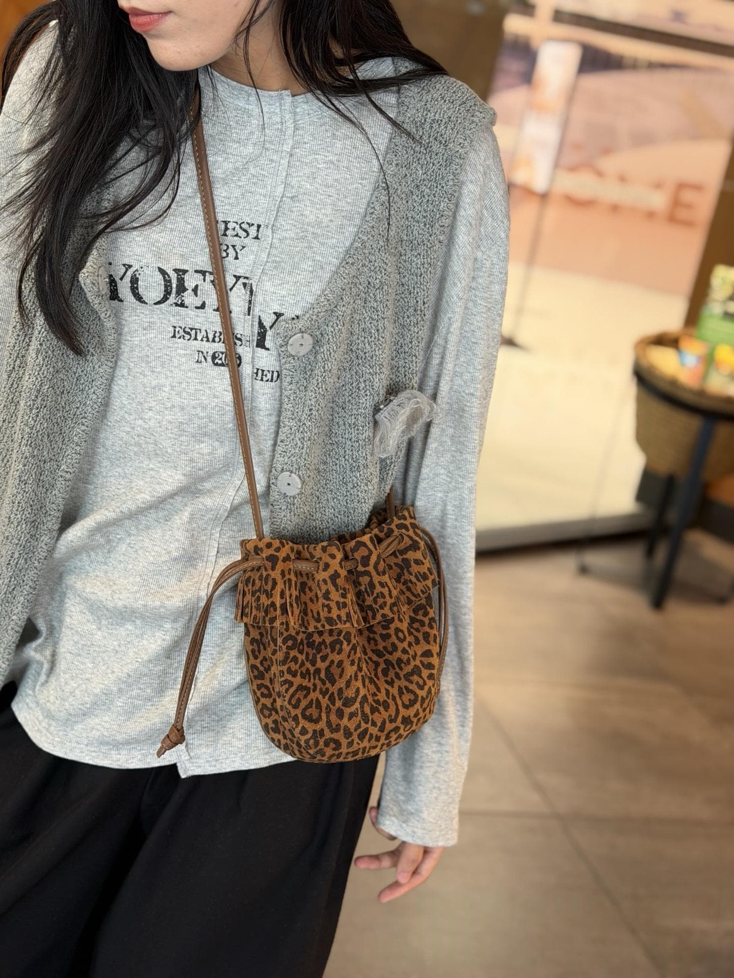 Tassel Bucket Bag, Genuine Leather Single Shoulder Diagonal Cross Bag, 2026 New Drawstring Underarm Bag, High-end Women's Commuting Small Bag - Leopard Print Brown