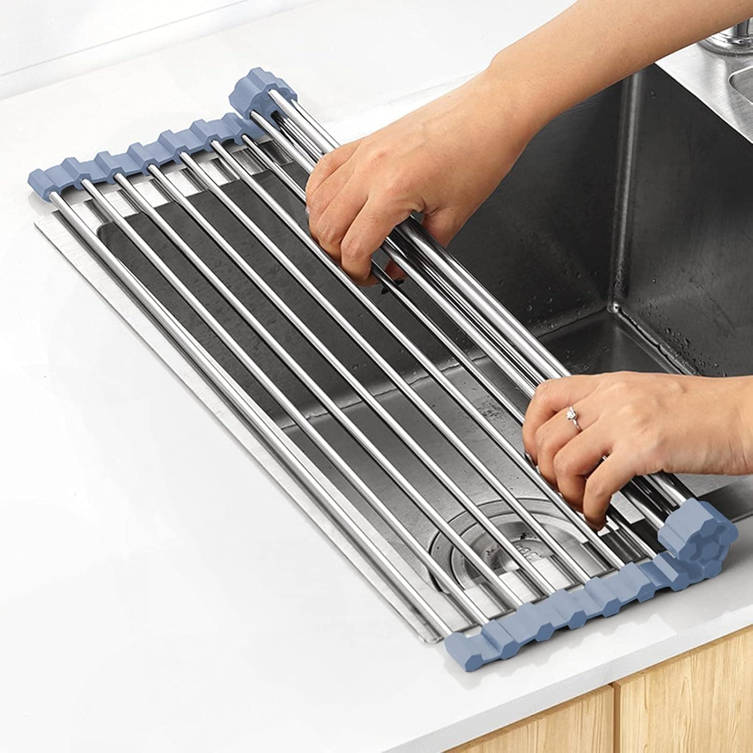 Over The Sink Dish Drying Rack, Roll Up Stainless Steel Dish Drainer, Foldable Kitchen Sink Drying Rack, 17.5 X 11.8 Inch