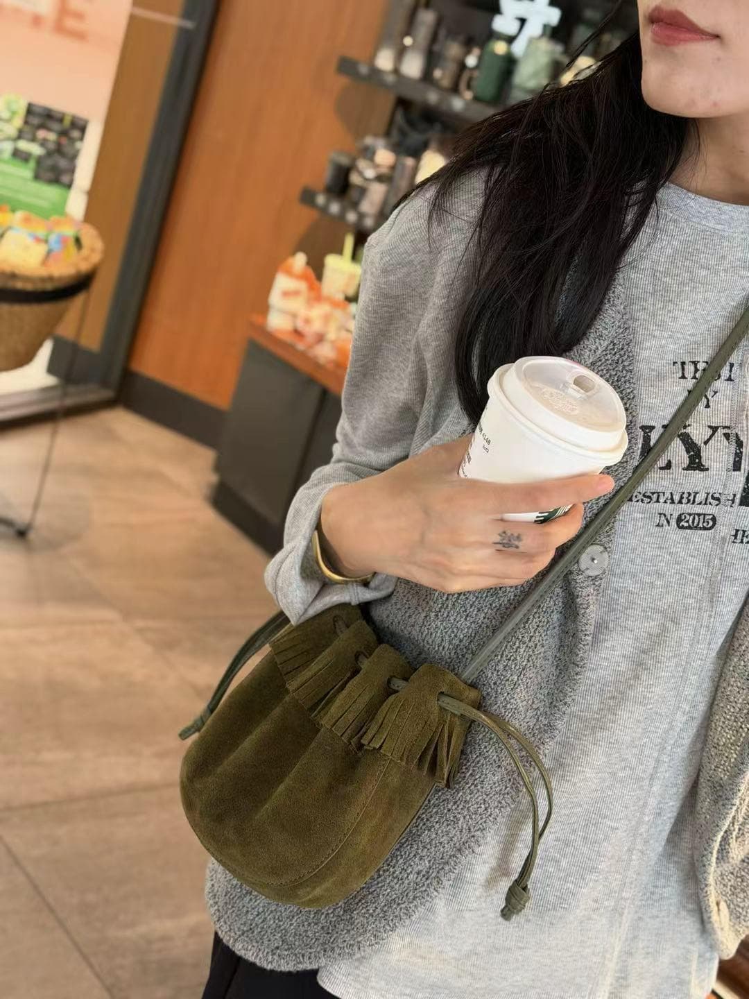 Tassel Bucket Bag, Genuine Leather Single Shoulder Diagonal Cross Bag, 2026 New Drawstring Armpit Bag, High-end Women's Commuting Small Bag - Green
