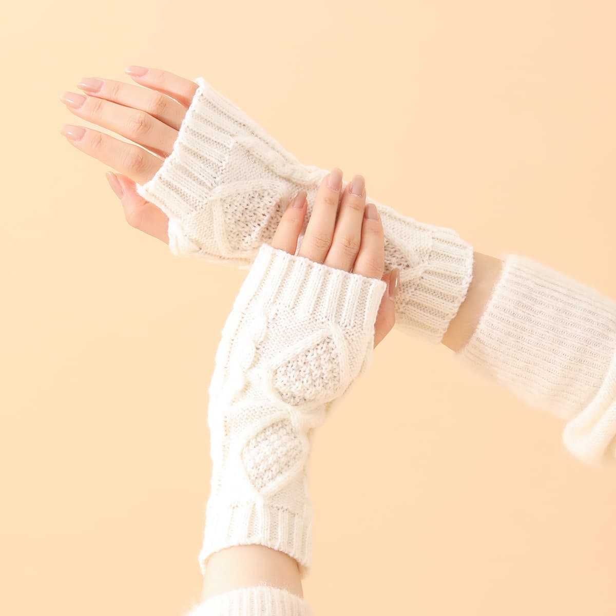 Winter Thermal Soft Acrylic Diamond Cable Knit Multi Color Wrist Length Fingerless Women Daily Use Gloves