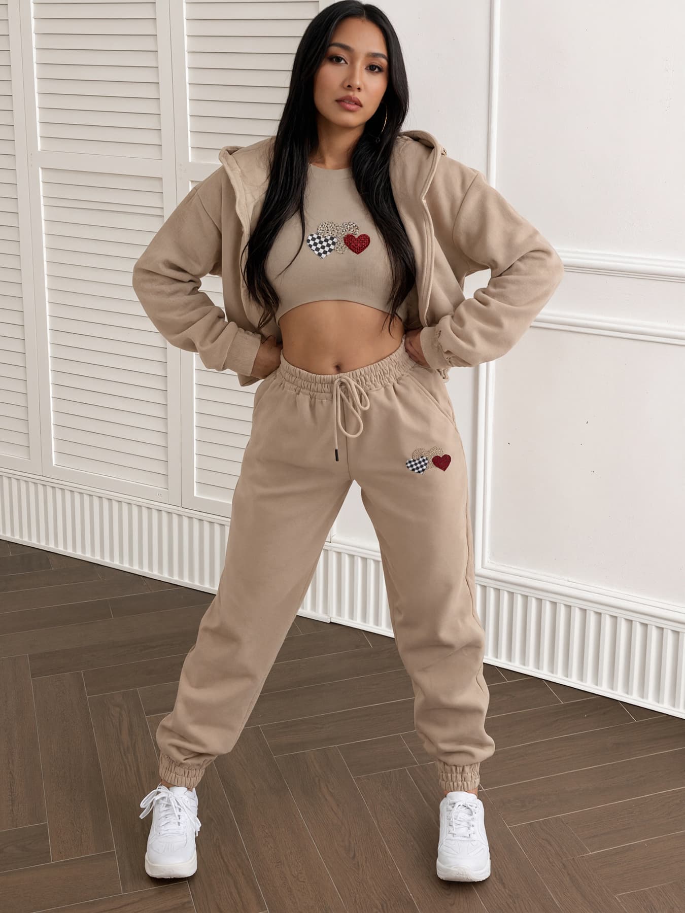 Women's New Fleece Heart-shaped Print Sports And Leisure Three-piece Suit, Long-sleeved Jacket And Half Vest And Drawstring Pants, Machine Washable, Winter Clothes For Women