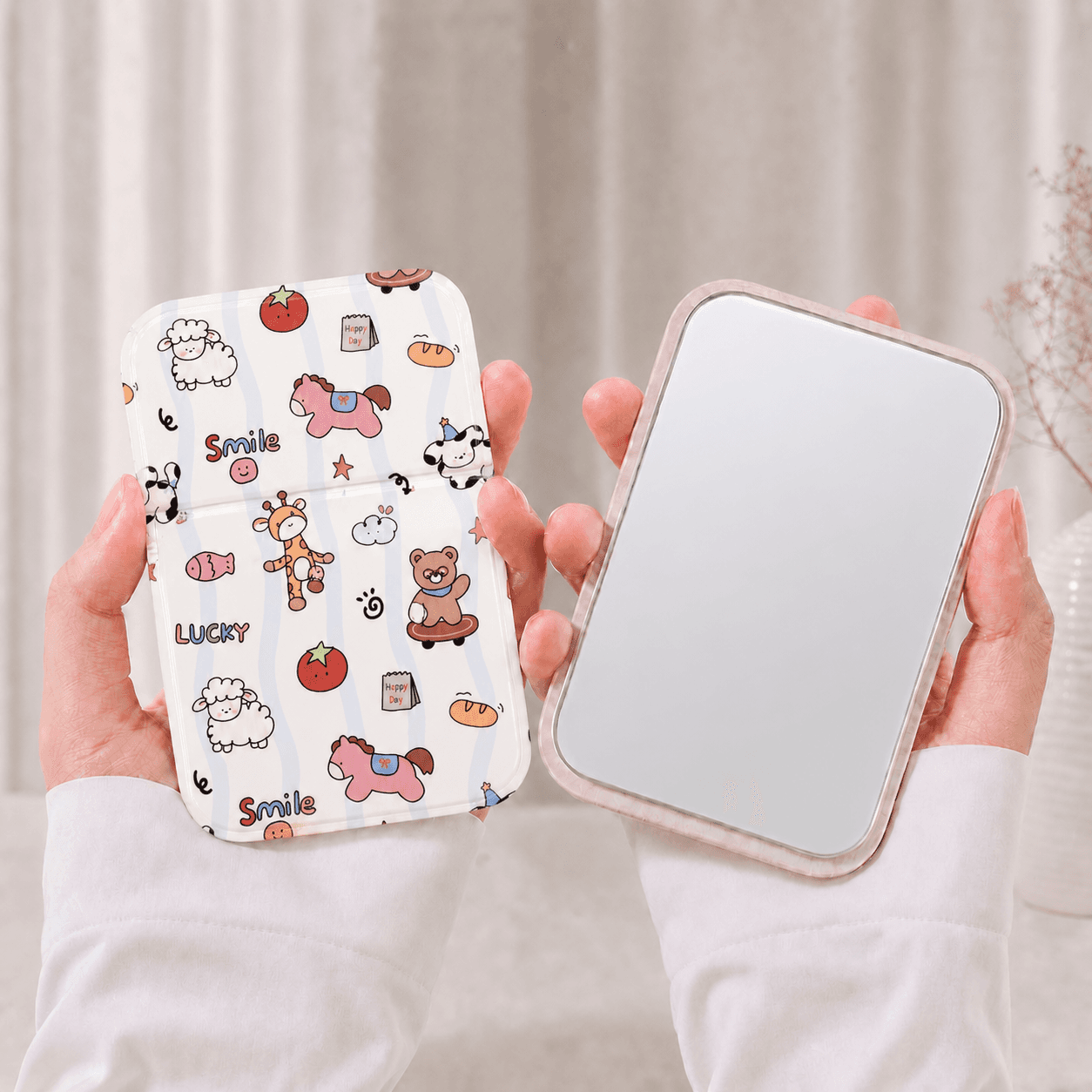 Cute Cartoon Animal Print Folding Compact Mirror, PU Leather Standable Pocket Makeup Mirror, Portable Travel Cosmetic Mirror For Kids Girls Gift Wholesale Custom