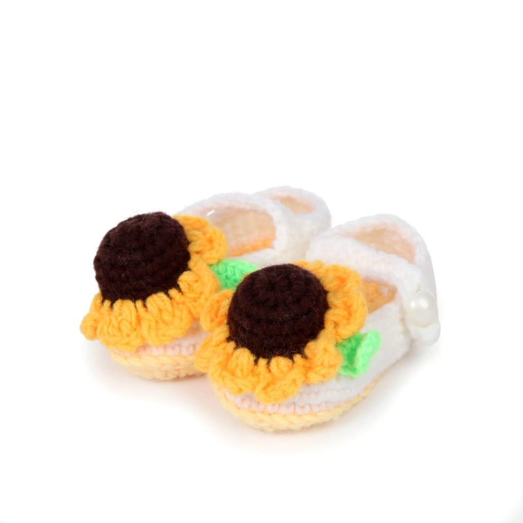 Hand Knitted Yarn Baby Booties, Soft Knit Infant Shoes For Boys & Girls