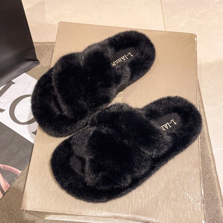 SoftSole Breathable OneStrap Plush Slippers For Women Outdoor Wear, 2026 Autumn New Collection, ThickSole Height-Increasing Cotton Slippers