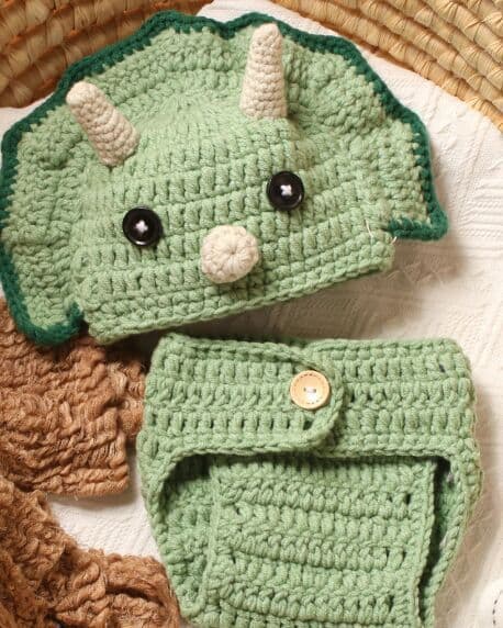 Hand Knit Newborn Dinosaur Sweater Set, Handmade Crochet Baby Photo Prop Outfit For Studio Photoshoot