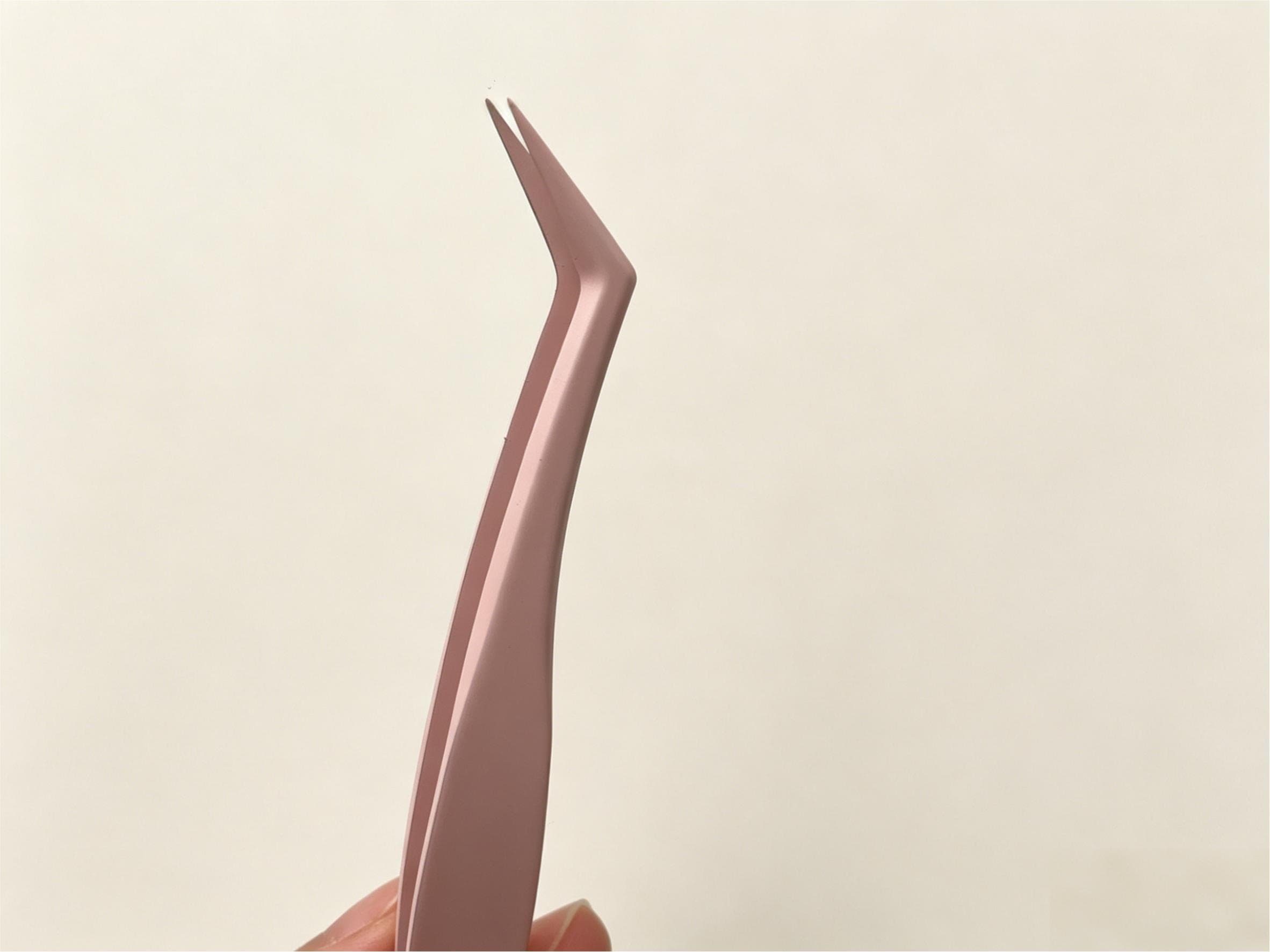 Non-Sticky Lash Tweezers