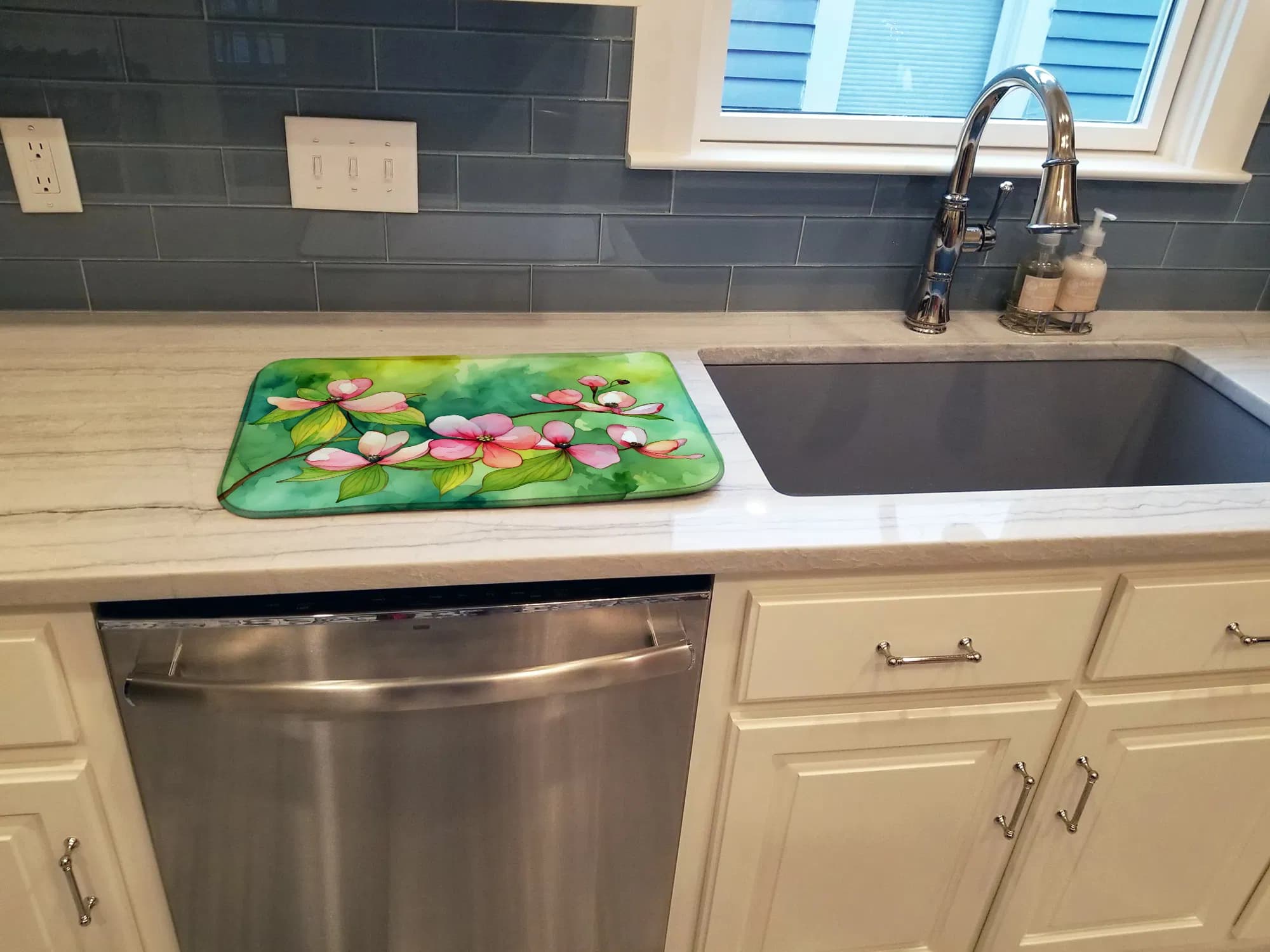 Virginia American Dogwood in Watercolor Dish Drying Mat Absorbent Dish Drying Mat Pad for Kitchen Counter Dish Drainer Mat for Countertop, 14 x 21", Multicolor