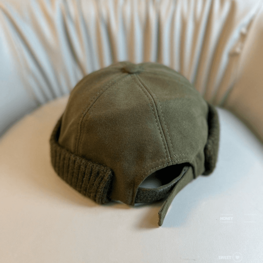 Patchwork Knitted Rolled-edge Vegetable-pulp Hat For Autumn And Winter, Made Of Cotton, With A Retro And Simple Design, Suitable For Workwear, Without A Brim, For A Lord-like Look
