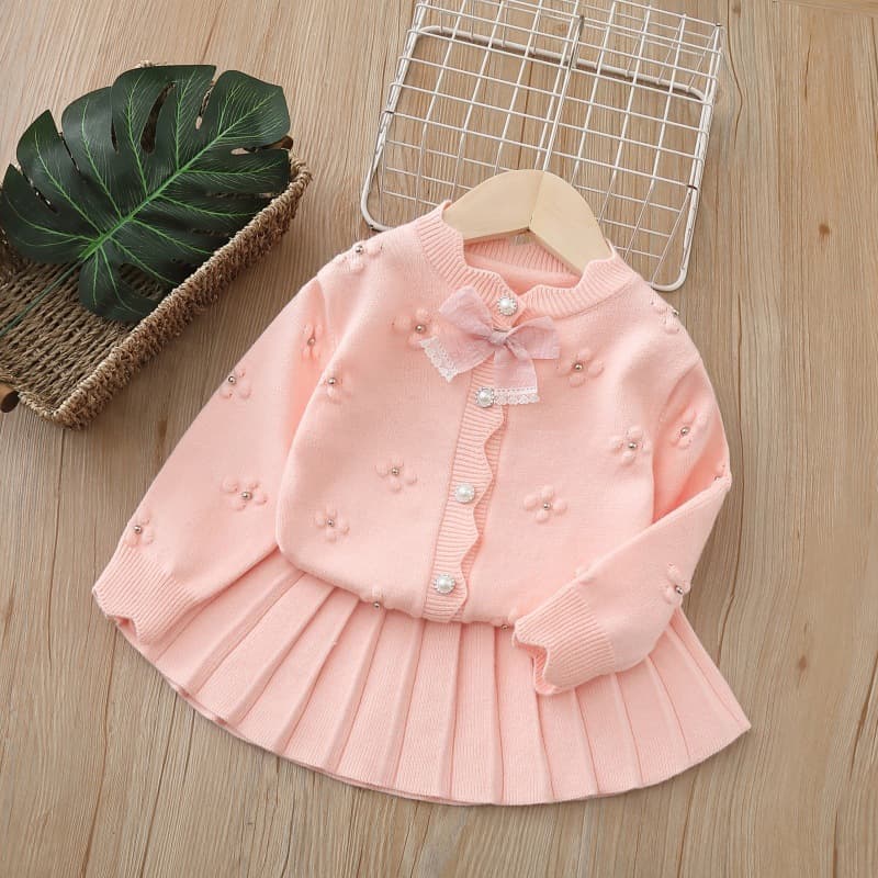 Cute Sweater And Skirt Set For Girls