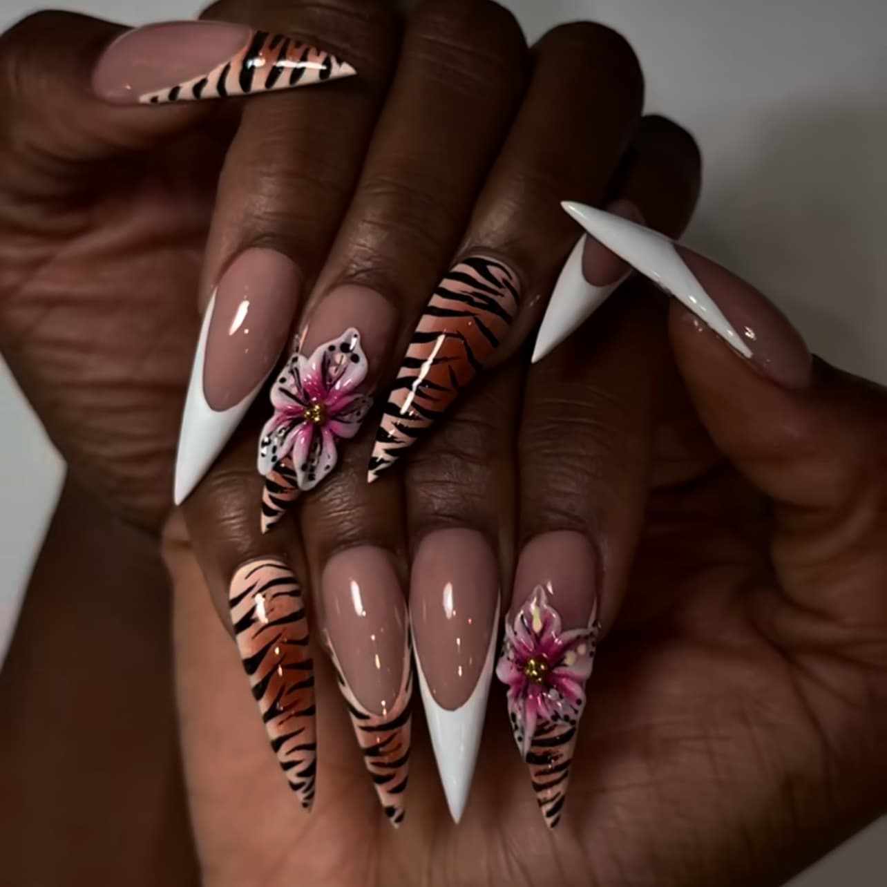 Leopard-print 3D Flower Fake Nails