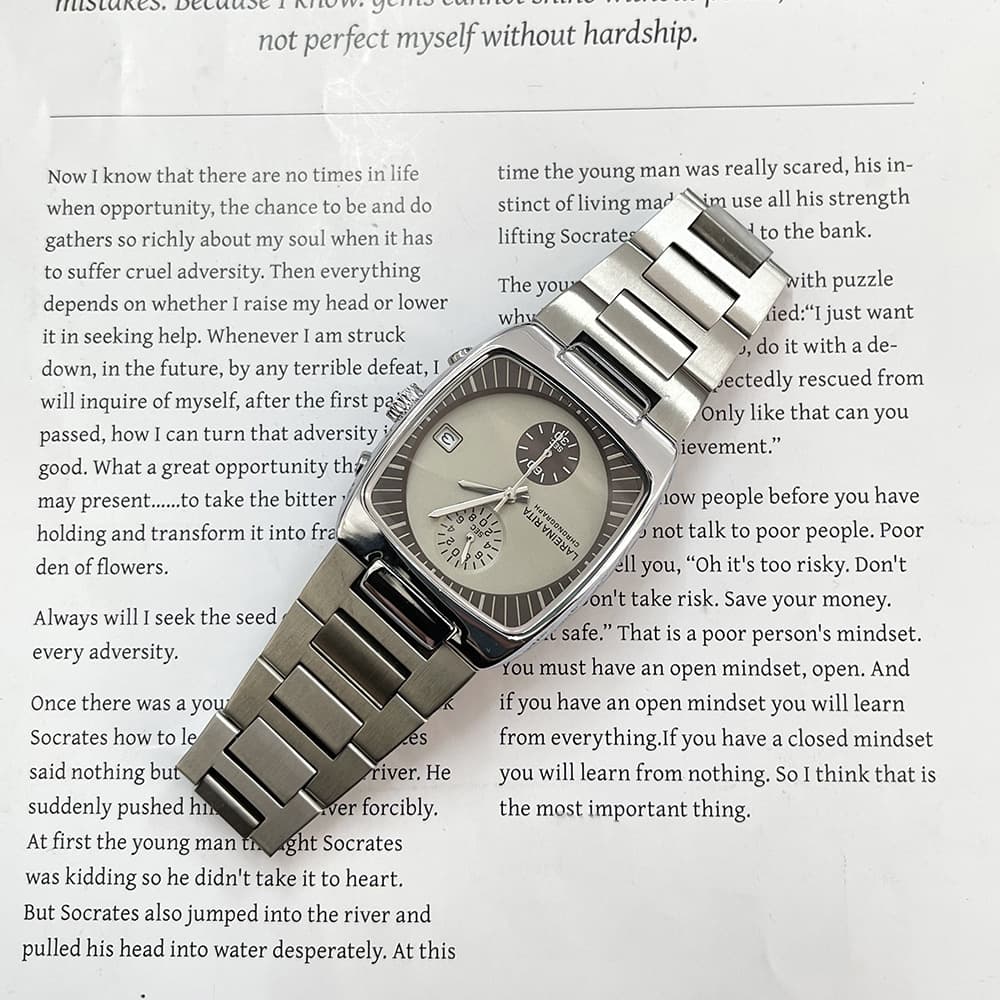 Minority Fashion Steel Belt Quartz Watch
