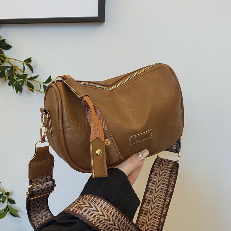 Retro Shoulder Messenger Bag Solid Color Pillow Bag Commuter's All-matching