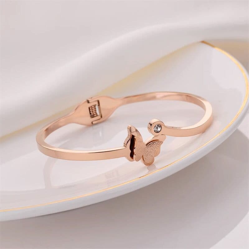Butterfly Diamond-encrusted Bracelet For Women