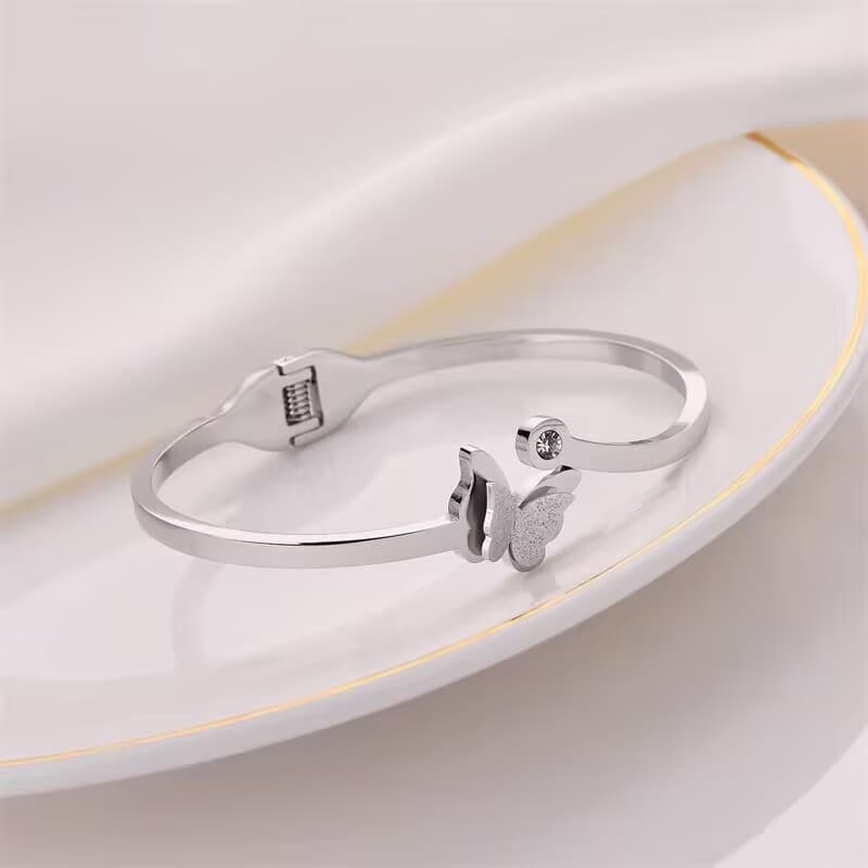 Butterfly Diamond-encrusted Bracelet For Women