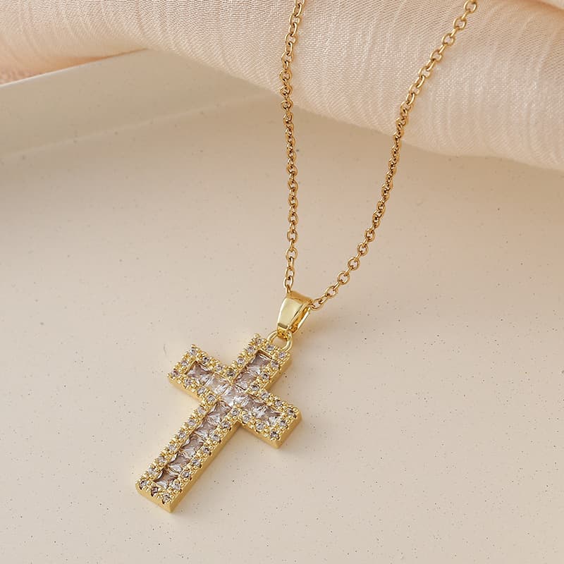 Titanium Steel Korean Style Necklace For Women - Minimalist Pendant Chain Elegant Commuter Jewelry Gift