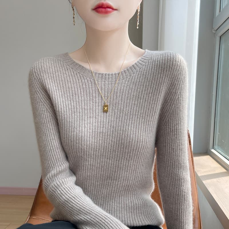 Slim-fit Round Neck Sunken Stripe Inner Wear Base Sweater
