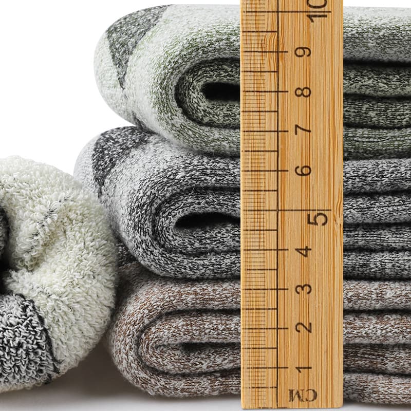 Mens Winter Fleece-Lined Thermal Mid-Crew Socks For Outdoor Sports And Hiking