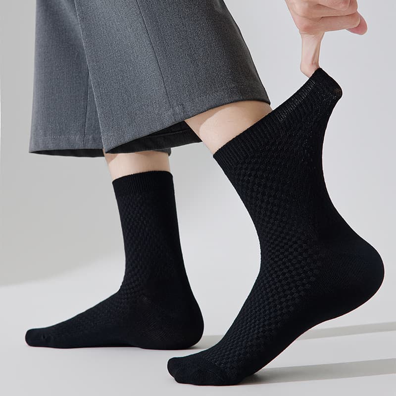Mens Casual Soft And Breathable Mid-calf Socks