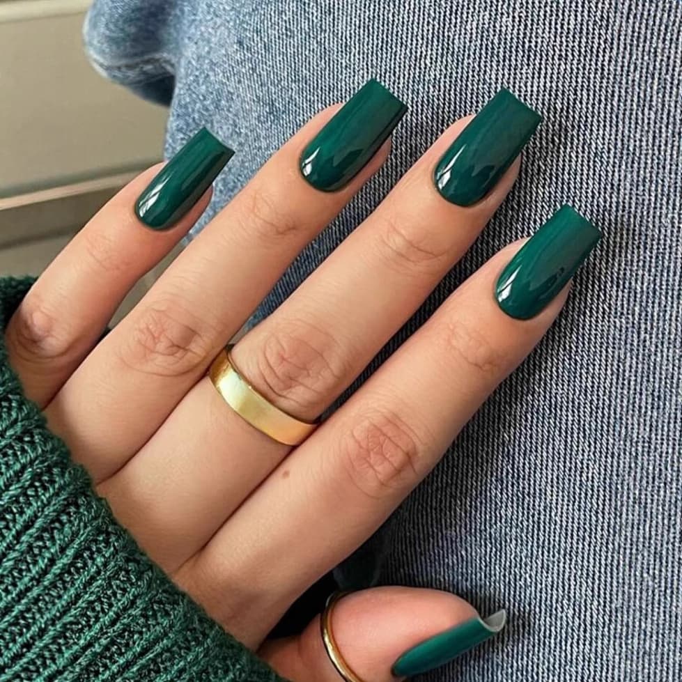Moss Green Vintage Emerald Glossy Nail Polish