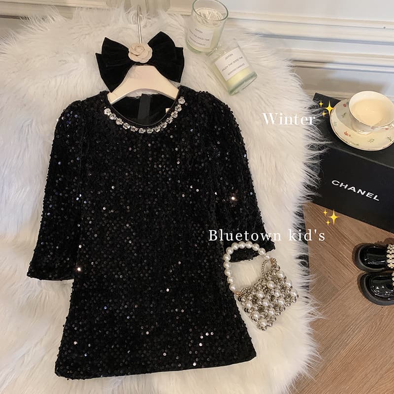 Girls' Fashionable Velvet Sequin Dress