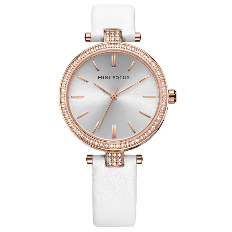 Fashionable Watch With Japanese Movement Waterproof And A Genuine Leather Strap