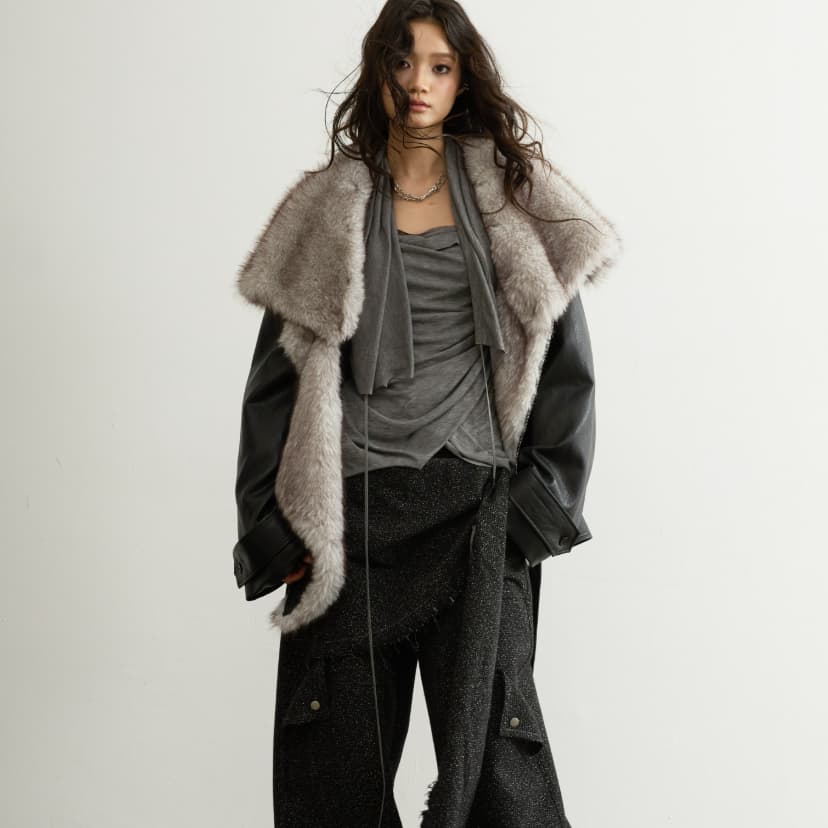 Handsome Detachable Fur-collar PU Leather Jacket