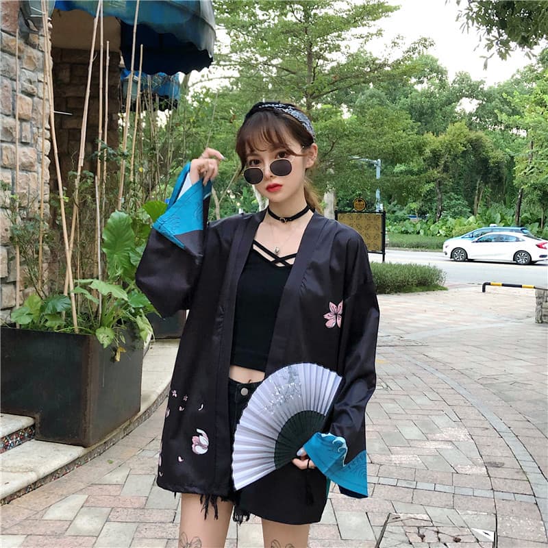 Womens Relaxed Fit Retro Flavored Artistic Modernized Long Sleeve Lightweight Coat