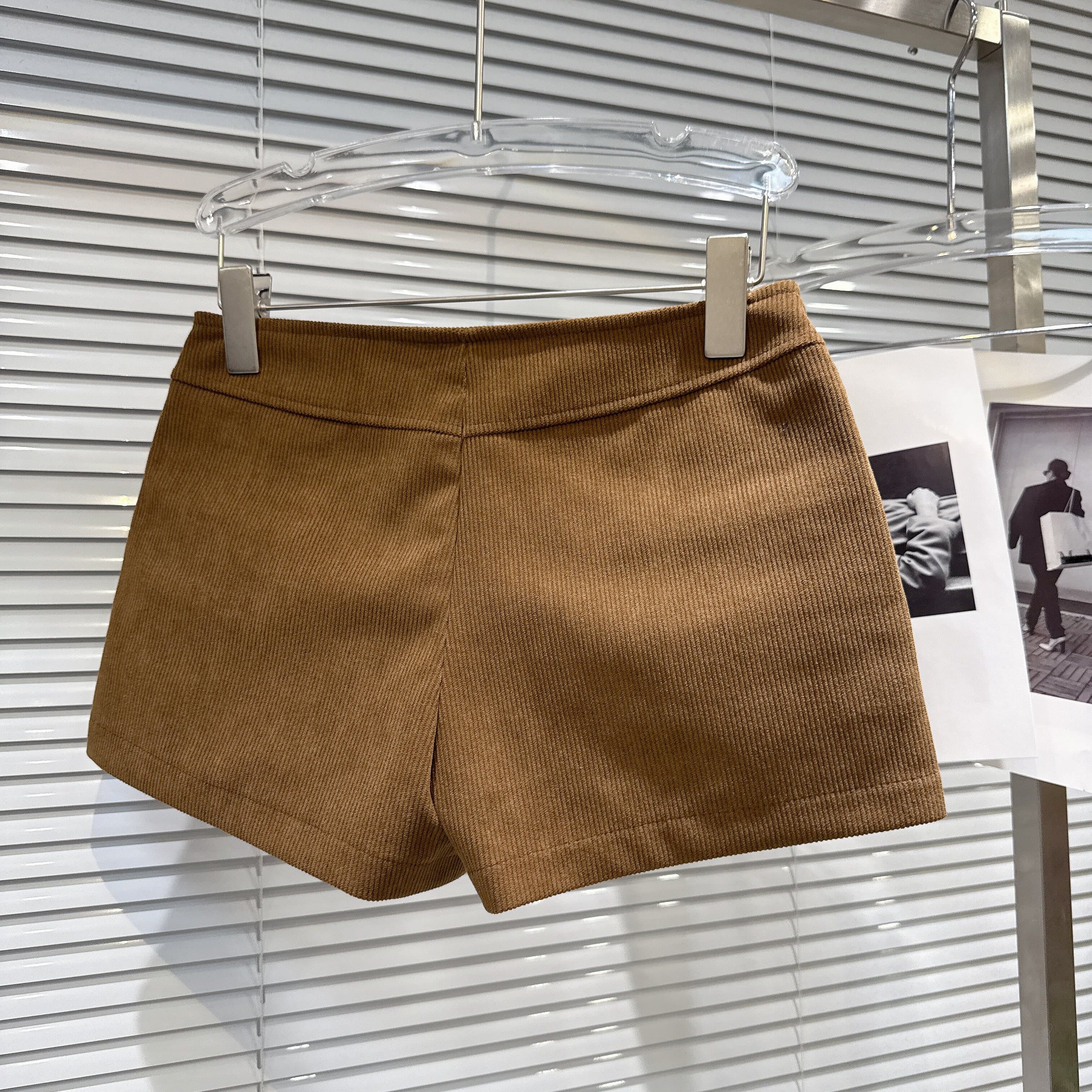 Low-waist Short Pants And Boot Pants For Women
