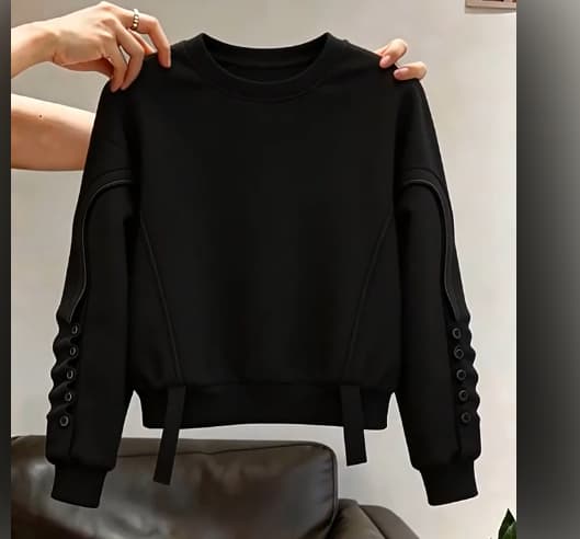 Niche Design Black Crew Neck Top For Women Early Autumn New Casual Style With Pleated