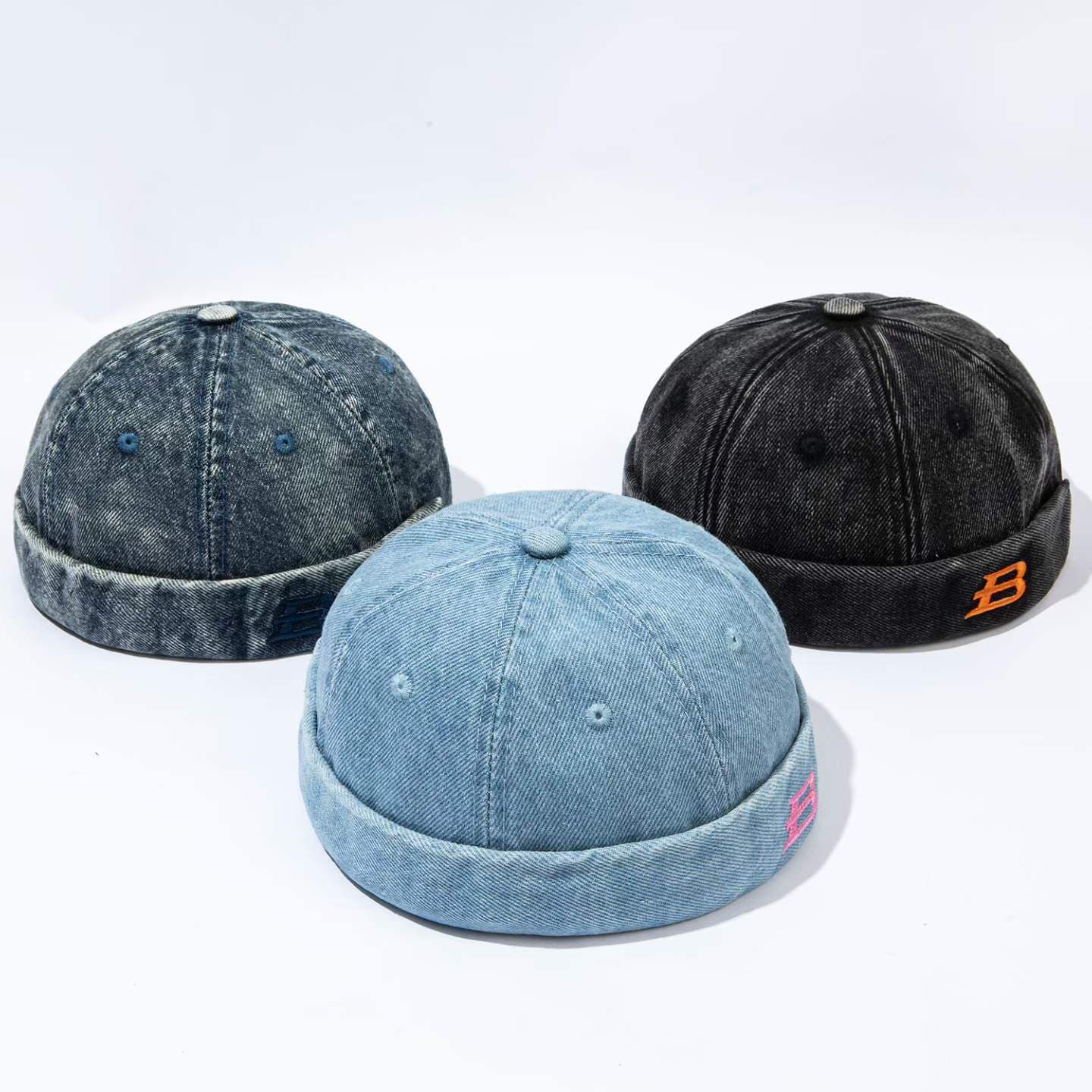 The Summer Men's And Women's Identical Letter B Embroidered Simple And Casual Style Master Hat Is Suitable For Outdoor Daily Shopping.
