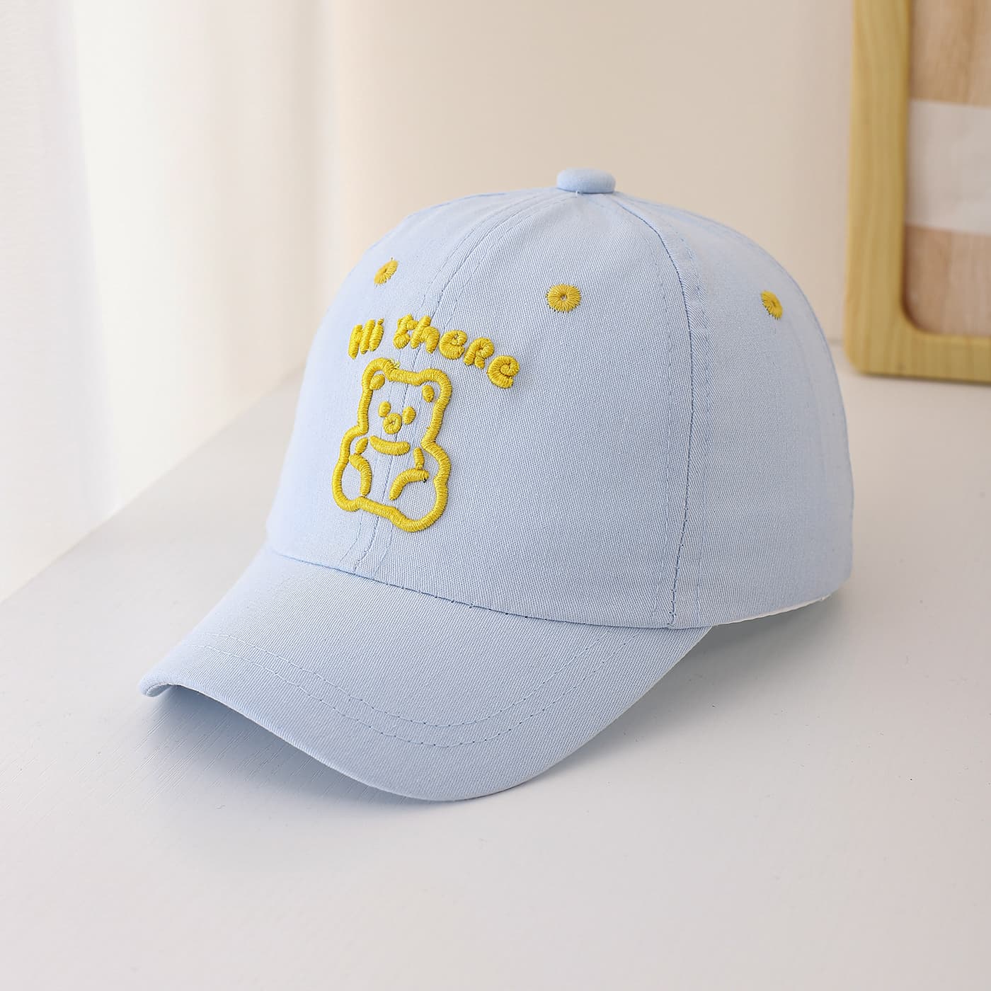 Children's Single-color Cartoon Teddy Bear Letter Embroidery Adjustable Fashionable And Simple Baseball Cap, Suitable For Traveling And Shopping Outside.
