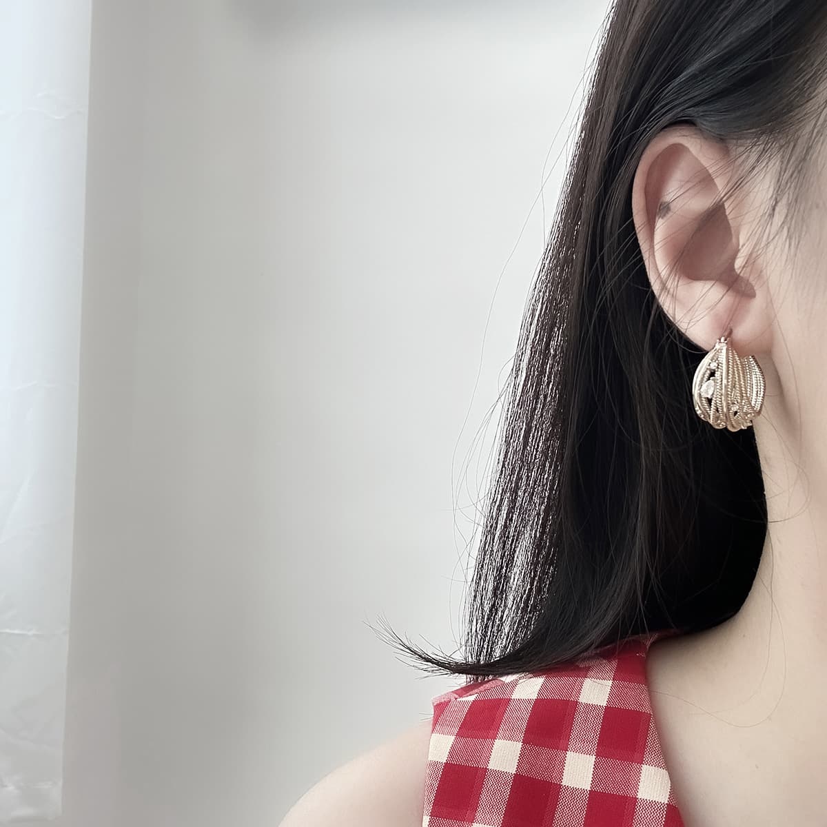 Versatile Hollowed-Out Basket-Style Ear Clips For Women