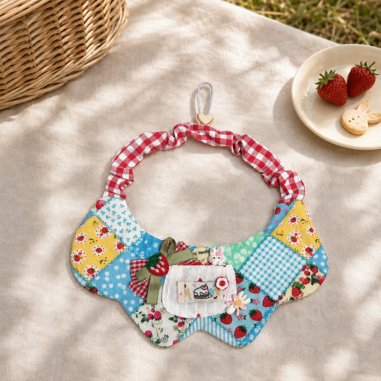 Bow-Knot Strawberry Patchwork Pet Bib