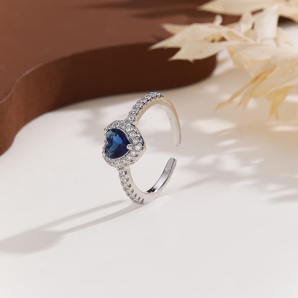 Sweet And Edgy Zircon Heart Ring Clavicle Chain Necklace