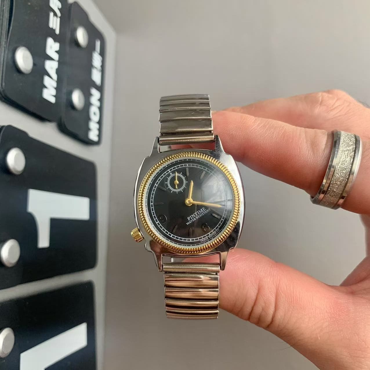 Retro Artistic Style Trendy Quartz Watch