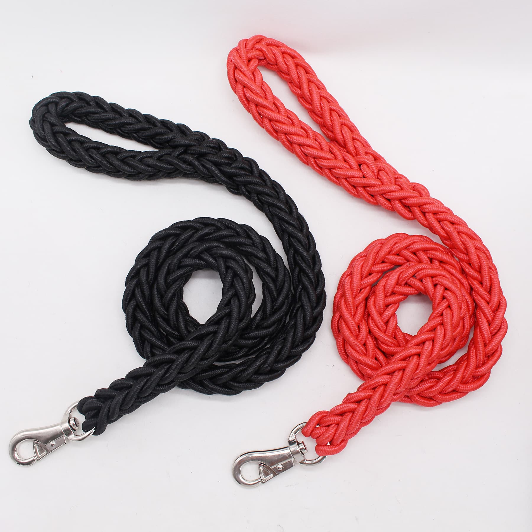 Eight-strand Nylon Leash Suitable For Medium- To Large-sized Dogs