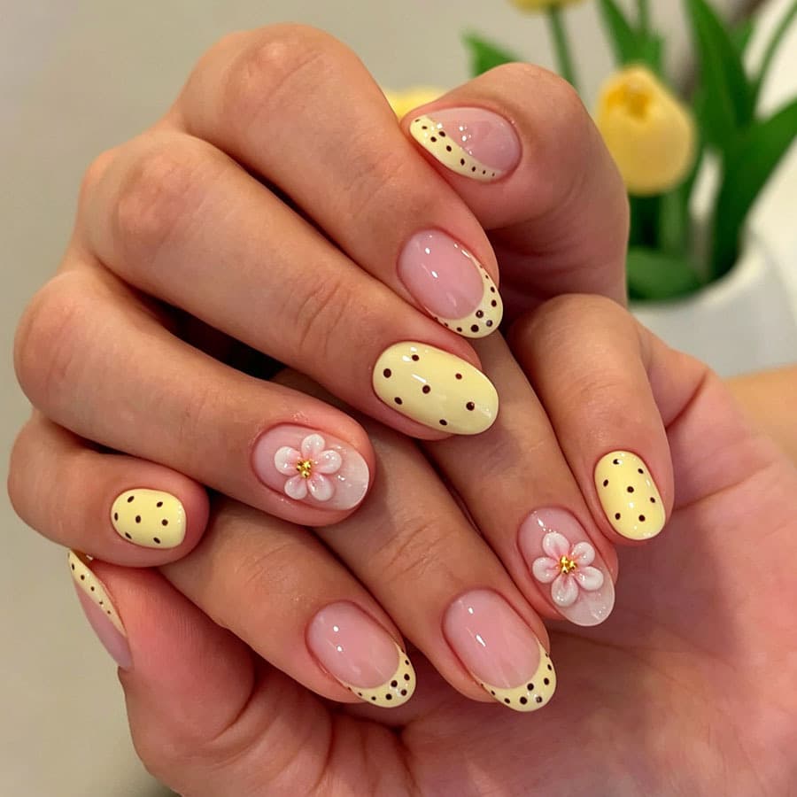 Short Oval Press On Nails Polka Dot Rhinestone