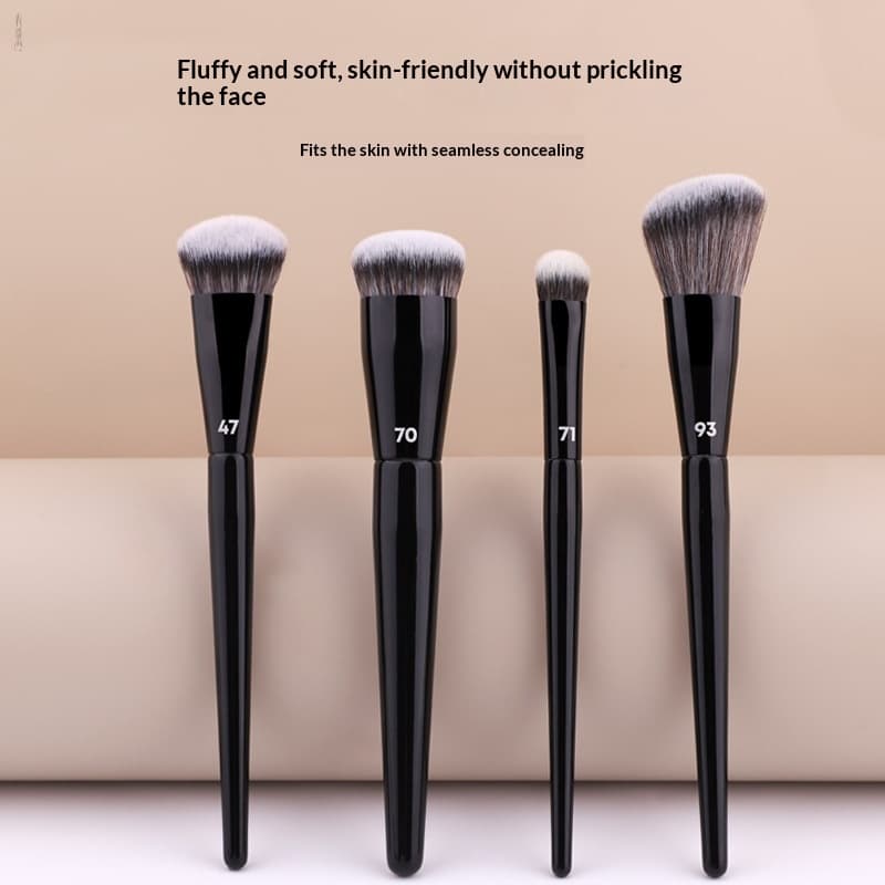 Non-caking Concealer Brush Soft And Illuminating Makeup Brush
