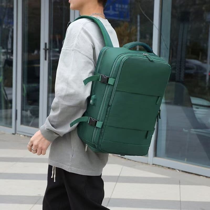 Lightweight Large Capacity Backpack - Unisex Travel Laptop Bag with Multiple Compartments for Students and Daily Commute